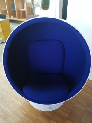 Ball Chair Sessel Hallingdal Blau 753 Eero Aarnio Originals AUSSTELLUNGSSTÜCK